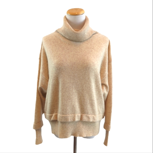Tommy Hilfiger Sweaters - Click Point Tommy Hilfiger turtleneck sweater, lambs wool & angora, women's med